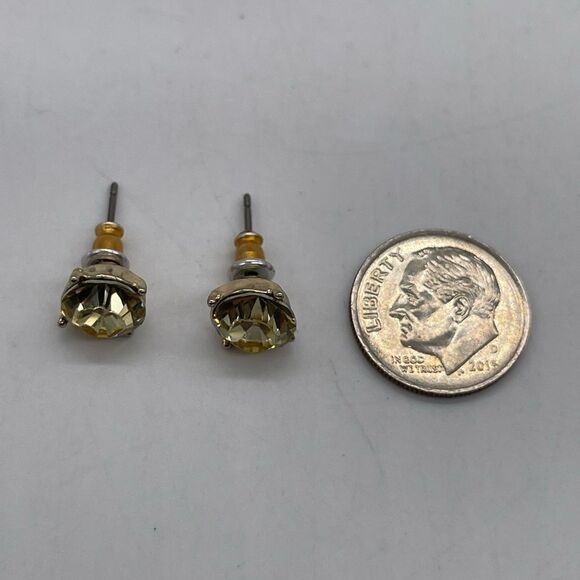 Faux Citrine Stud in Gold Tone - Picture 3 of 4